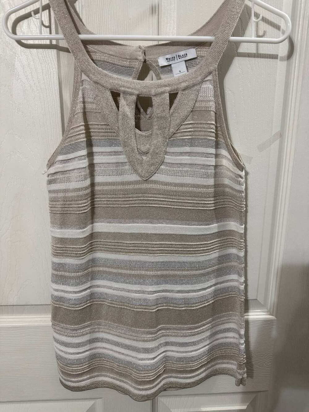 White House Black Market Womens Cream Gold Silk Sleeveless Blouse Top Size XS